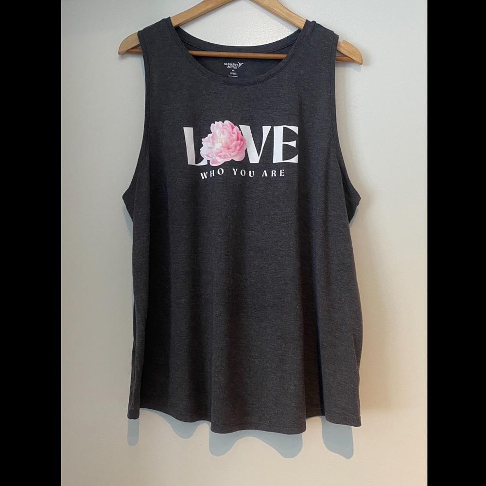 Old navy workout shirt